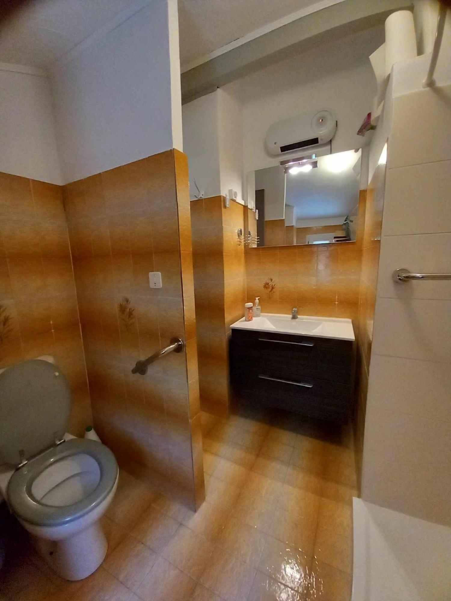 Chambre D Hote Les Heures Claires Istres Exterior photo